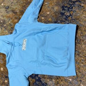 Supreme Blue Bandana logo fits snug